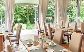 Golden Tulip Luebecker Hof